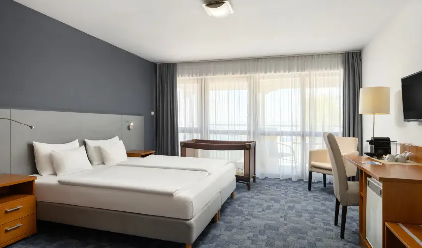 Hotel Yacht Wellness & Business Si�fok - Szilveszter - teljes el�refizet�ssel (min. 3 �j)