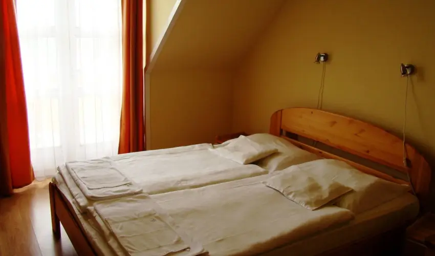 Therm�l Apartmanh�z Kom�rom - Szilveszter