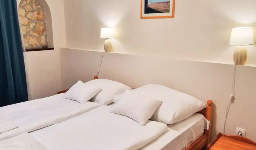 Therm�l Apartmanh�z Kom�rom - Szilveszter