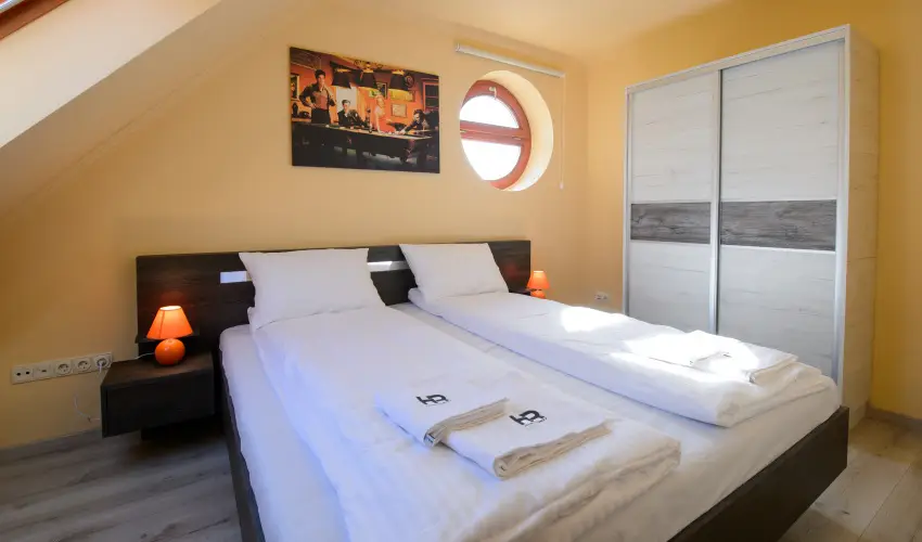 HR Apartmanhz Eger - Szilveszter (min. 3 j)