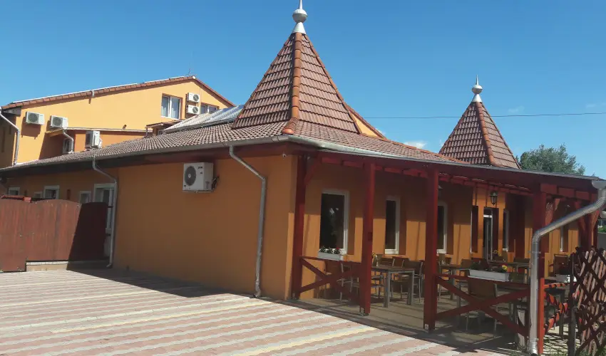 Hungria Panzi Miskolctapolca - Szilveszter (min. 3 j)