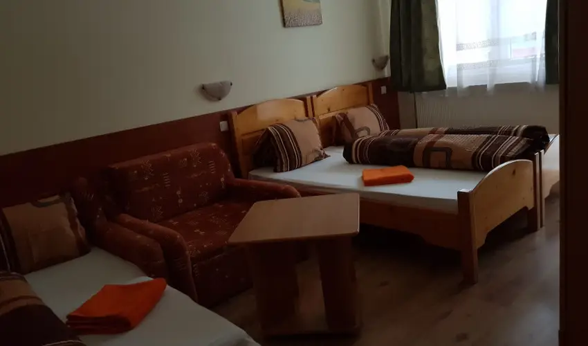 Hungria Panzi Miskolctapolca - Szilveszter (min. 3 j)