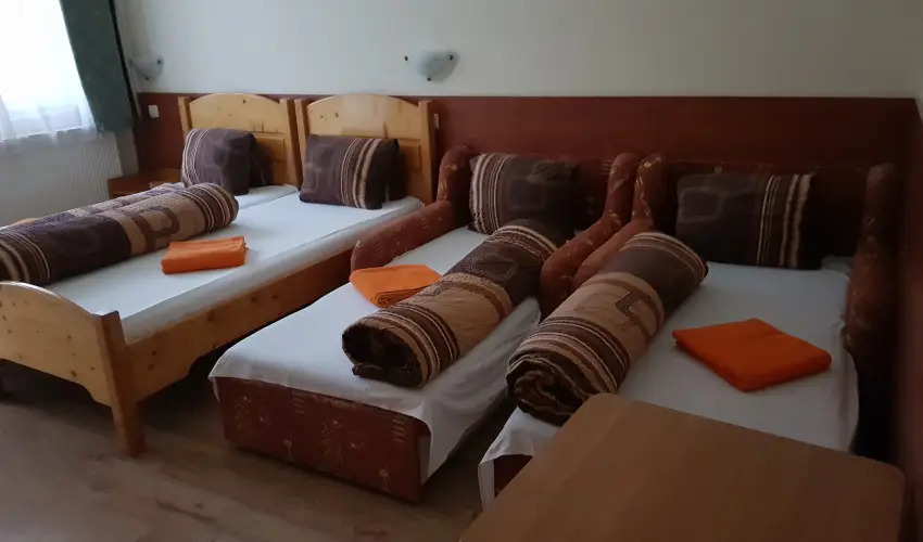 Hungria Panzi Miskolctapolca - Szilveszter (min. 3 j)