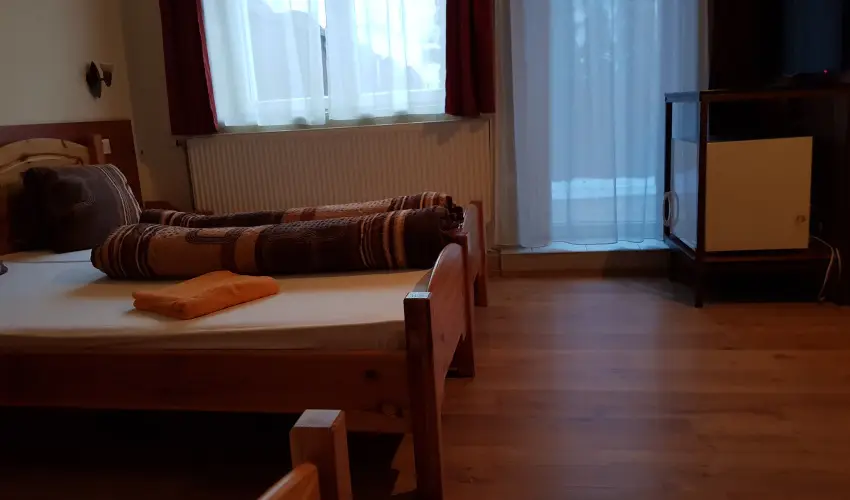 Hungria Panzi Miskolctapolca - Szilveszter (min. 3 j)