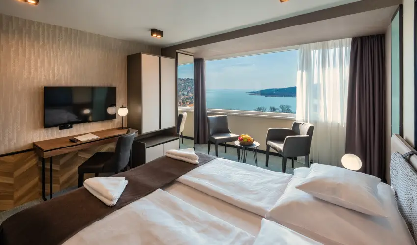 Hunguest Hotel Bl Resort Balatonalmdi - Szilveszter (min. 2 j)