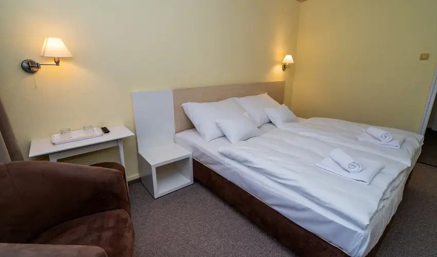 Hotel Hforrs Hajdszoboszl - Szilveszteri mulatsg (min. 3 j)