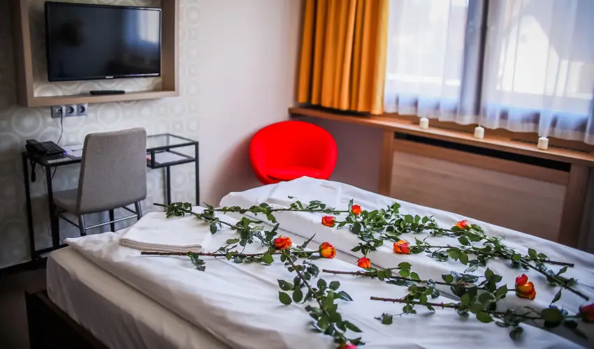 Imola Udvarhz Eger - Szilveszter (min. 2 j)