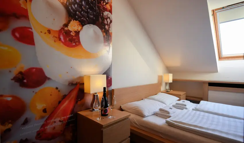 Imola Udvarhz Eger - Szilveszter (min. 2 j)