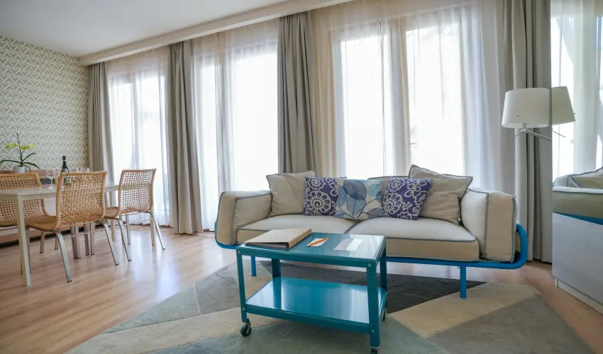 Imola Udvarhz Eger - Szilveszter (min. 2 j)