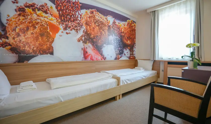 Imola Udvarhz Eger - Szilveszter (min. 2 j)