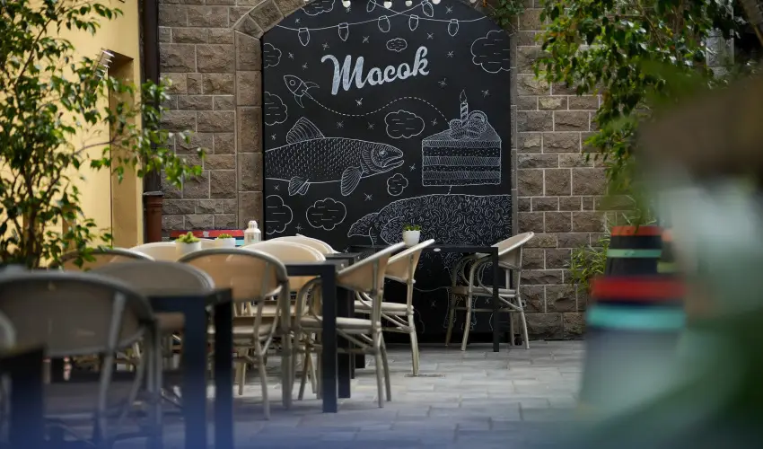 Imola Udvarhz Eger - Szilveszter (min. 2 j)