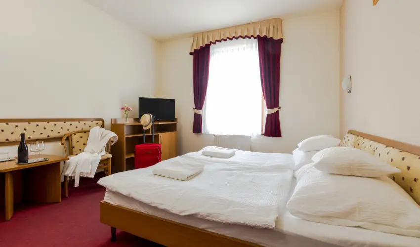 Hotel Imperial Gygyszll Kiskrs - Szilveszter (min. 2 j)