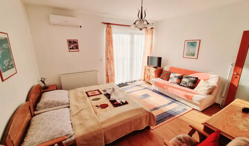 Jkai sor II. Apartman Hajdszoboszl - Szilveszter (min. 2 j)