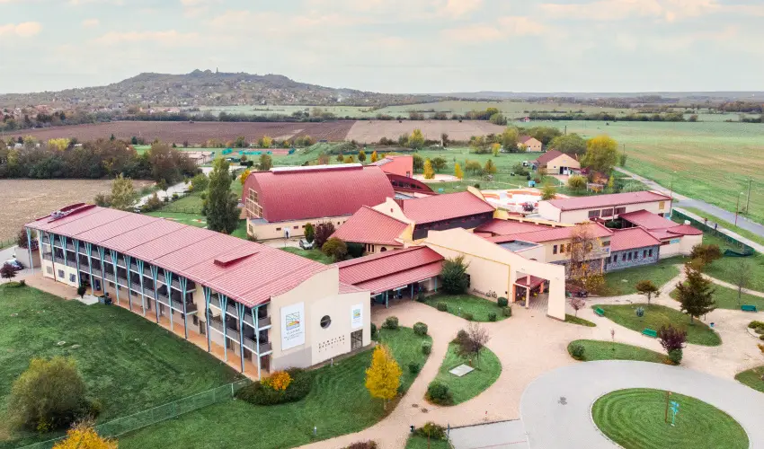 Vulkn Wellness Hotel s Kemping Celldmlk - Szilveszter (min. 2 j)