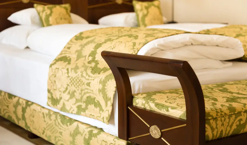 Krolyi Kastly Hotel & Restaurant  Fehrvrcsurg - Szilveszter