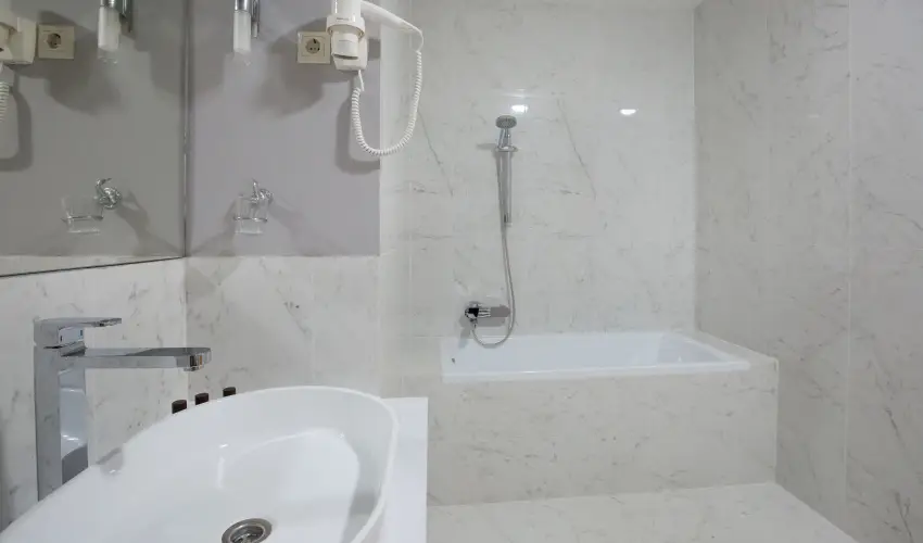 Krolyi Kastly Hotel & Restaurant  Fehrvrcsurg - Szilveszter