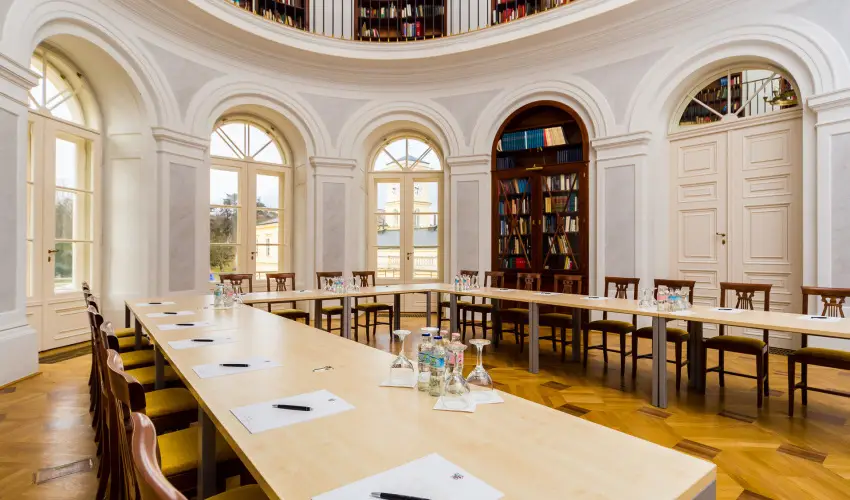 Krolyi Kastly Hotel & Restaurant  Fehrvrcsurg - Szilveszter