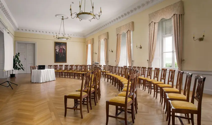 Krolyi Kastly Hotel & Restaurant  Fehrvrcsurg - Szilveszter