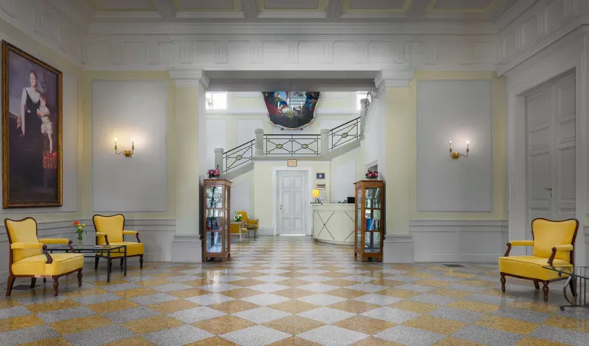 Krolyi Kastly Hotel & Restaurant  Fehrvrcsurg - Szilveszter