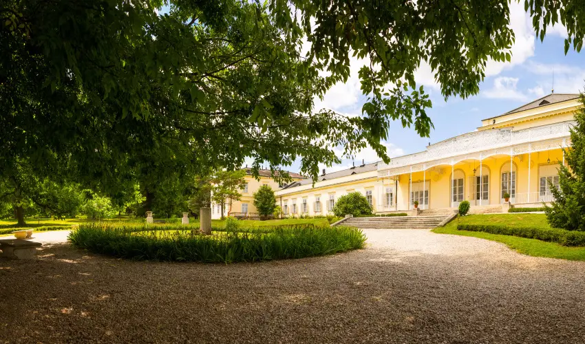 Krolyi Kastly Hotel & Restaurant  Fehrvrcsurg - Szilveszter