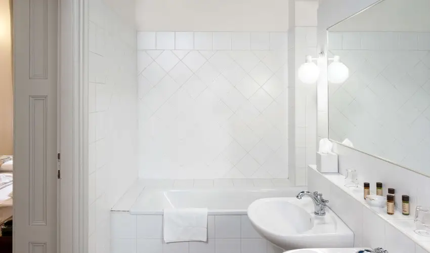 Krolyi Kastly Hotel & Restaurant  Fehrvrcsurg - Szilveszter