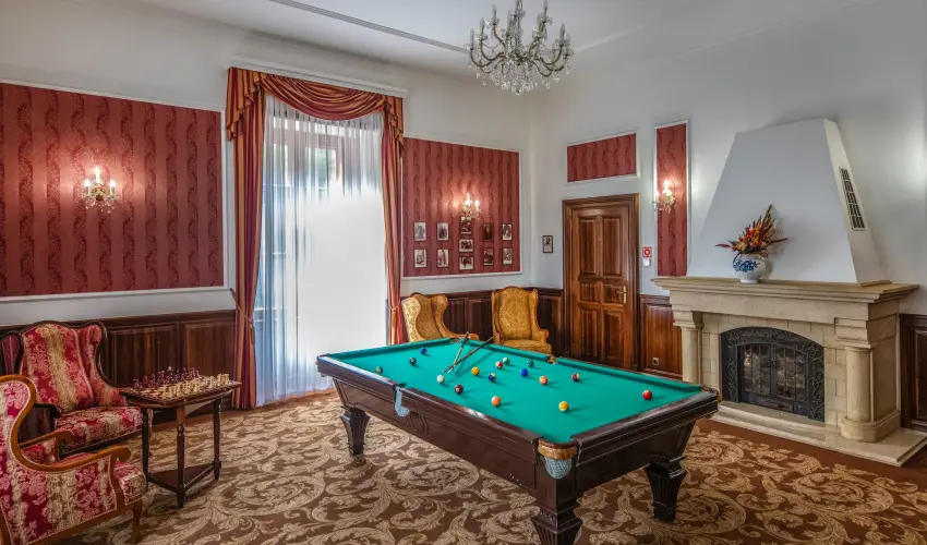 Kastlyhotel Sasvr Pardsasvr - Szilveszter (min. 3 j)