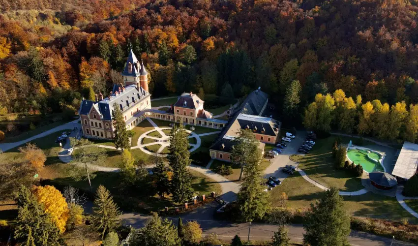 Kastlyhotel Sasvr Pardsasvr - Szilveszter (min. 3 j)