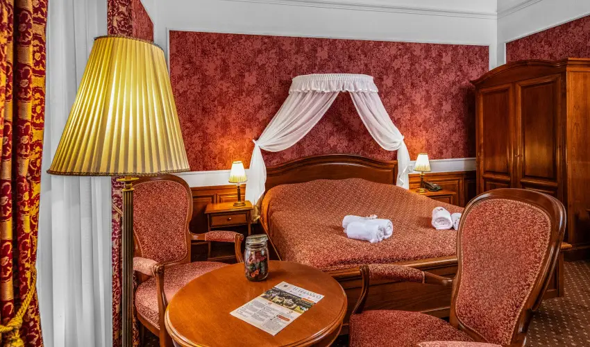 Kastlyhotel Sasvr Pardsasvr - Szilveszter (min. 3 j)