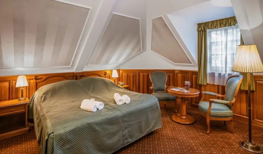 Kastlyhotel Sasvr Pardsasvr - Szilveszter (min. 3 j)