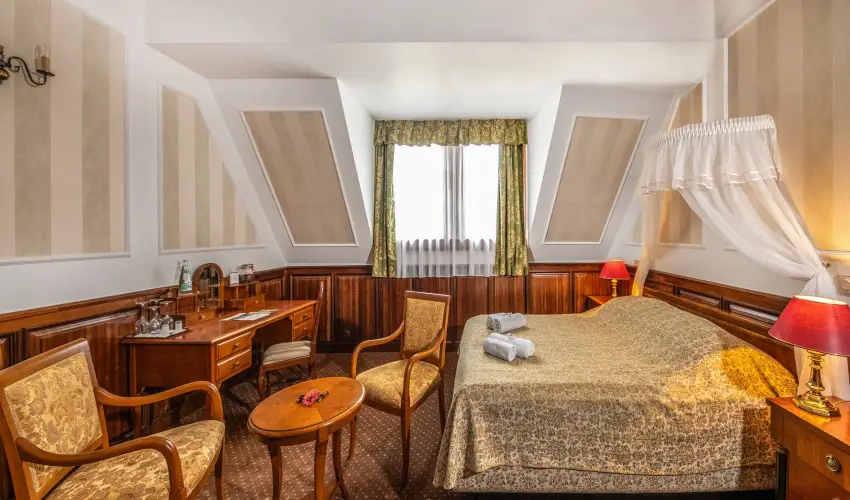 Kastlyhotel Sasvr Pardsasvr - Szilveszter (min. 3 j)