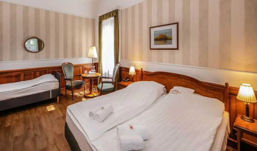 Kastlyhotel Sasvr Pardsasvr - Szilveszter (min. 3 j)