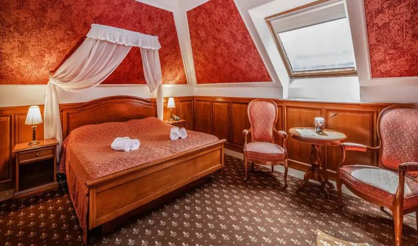 Kastlyhotel Sasvr Pardsasvr - Szilveszter (min. 3 j)