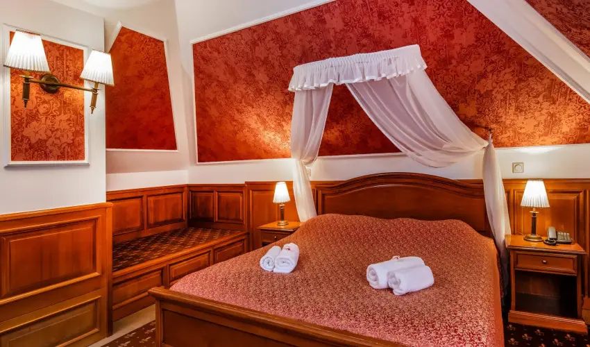 Kastlyhotel Sasvr Pardsasvr - Szilveszter (min. 3 j)