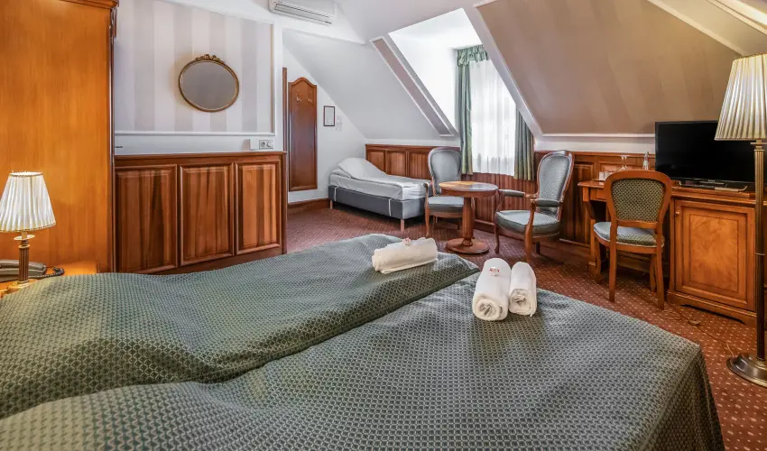 Kastlyhotel Sasvr Pardsasvr - Szilveszter (min. 3 j)