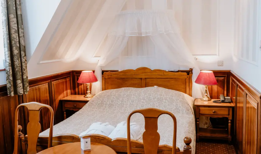 Kastlyhotel Sasvr Pardsasvr - Szilveszter (min. 3 j)