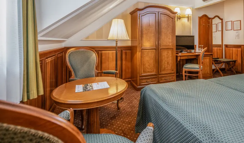 Kastlyhotel Sasvr Pardsasvr - Szilveszter (min. 3 j)