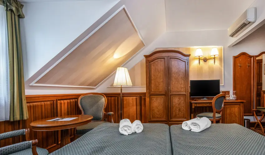 Kastlyhotel Sasvr Pardsasvr - Szilveszter (min. 3 j)