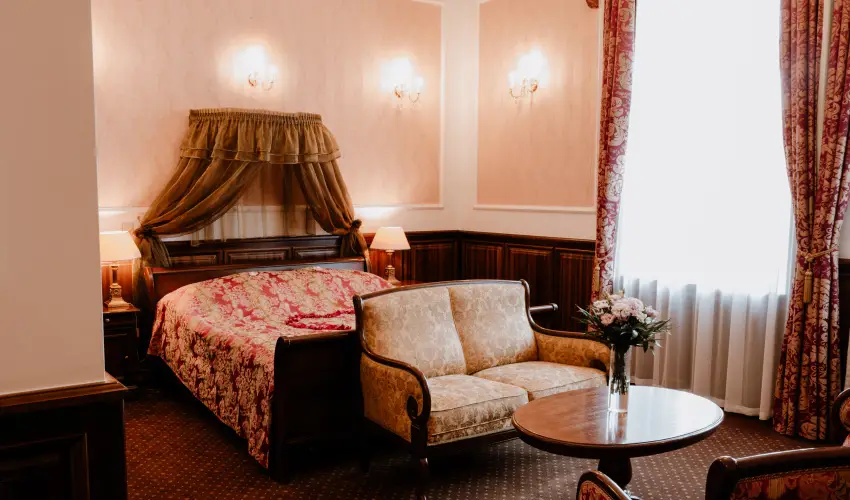 Kastlyhotel Sasvr Pardsasvr - Szilveszter (min. 3 j)