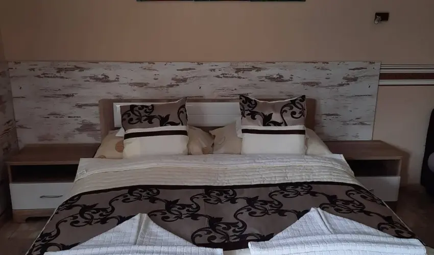 Kk Laguna Wellness Apartmanok Egerszalk - Szilveszter (min. 3 j)