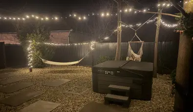 K�kmad�r Vend�gh�z Homokm�gy