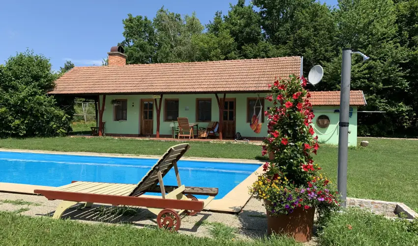 Kerca Bio Farm Kercaszomor - Szilveszter (min. 3 j)