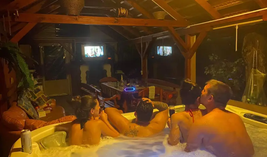 Kerka Vendghz Csesztreg - Szilveszter (min. 2 j)