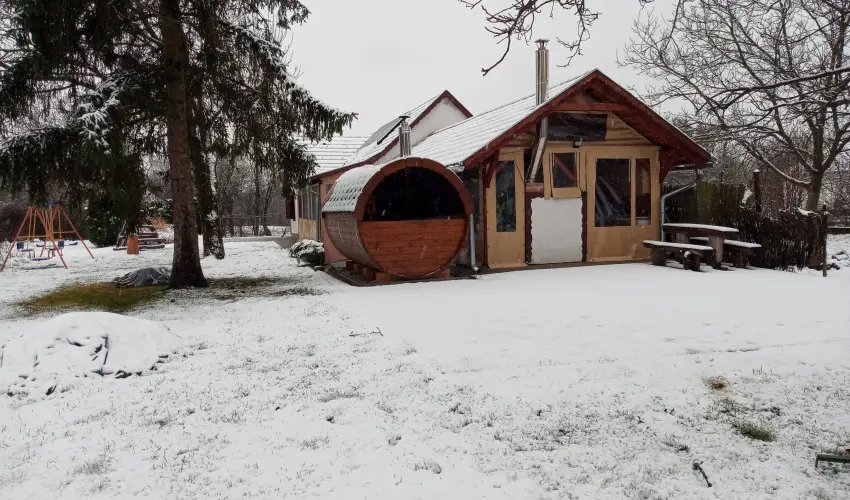 Kerka Vendghz Csesztreg - Szilveszter (min. 2 j)