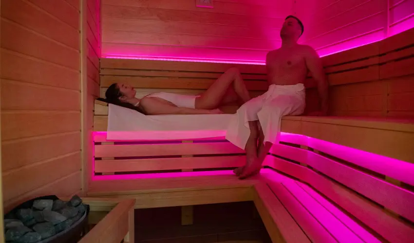 Kt Korona Konferencia & Wellness Hotel Balatonszrsz - Szilveszter a Balatonnl 2025 - ABBA Sisters: Mamma Mia SHOW msorral (min. 3 j)