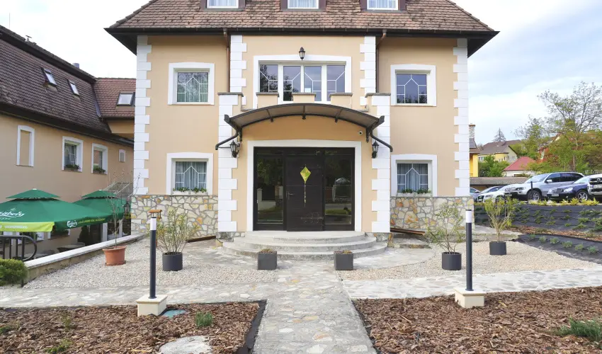 Kikelet Club Hotel Miskolctapolca - Szilveszter (min. 3 �j)