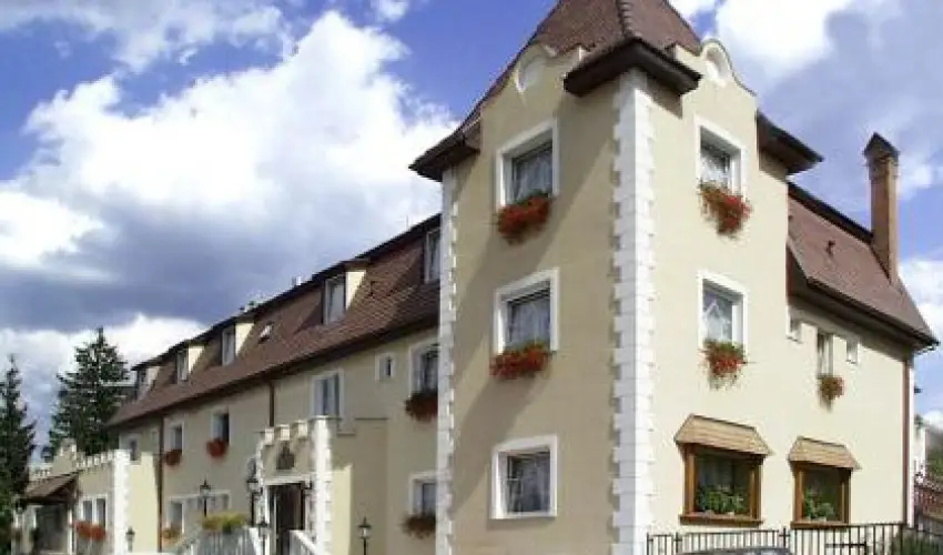 Kikelet Club Hotel Miskolctapolca - Szilveszter (min. 3 j)