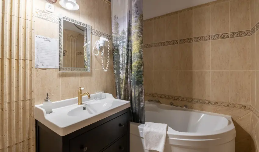 Kkapu Vadszkastly s Hotel & Apartments Nagyhuta - Szilveszter (min. 3 j)