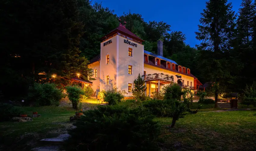 Kkapu Vadszkastly s Hotel & Apartments Nagyhuta - Szilveszter (min. 3 j)