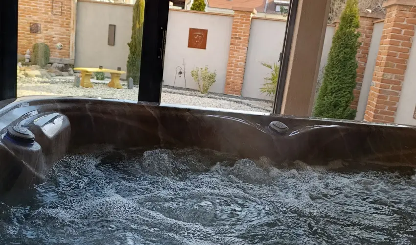 K�kert Pihen�h�z K�szeg - Szilveszter