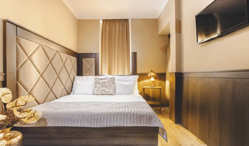 Koml Hotel Gyula - Szilveszter (min. 2 j)